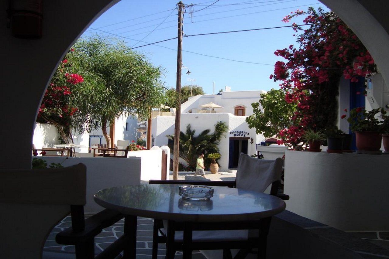 Evgenia Rooms And Apartments Φολέγανδρος Εξωτερικό φωτογραφία