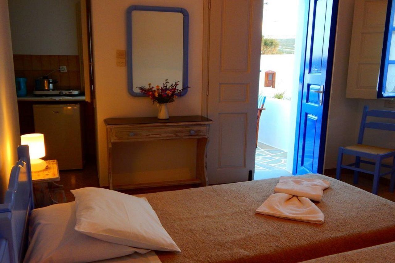 Evgenia Rooms And Apartments Φολέγανδρος Εξωτερικό φωτογραφία