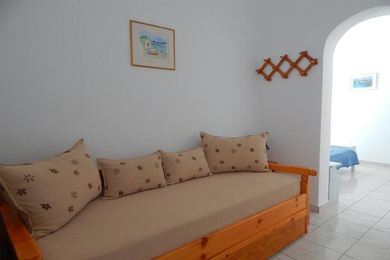 Evgenia Rooms And Apartments Φολέγανδρος Εξωτερικό φωτογραφία